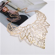 ( Gold)occidental style exaggerating hollow leaves necklace Metal necklace Collar woman  fashion