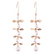fine  Korean style fashion sweetOL branches and leaves Pearl personality earrings
