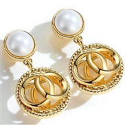 ins fashion earrings palace wind Pearl earrings woman ear stud Korea personality Earring