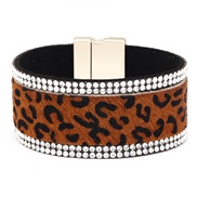 ( brown leopard print)lady leopard buckle bracelet Korean style original star Street Snap