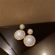 ( Silver needle )silver Korea big Pearl earrings geometry Round diamond earrings fashion personality Earring woman