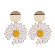 occidental style fashion Metal concise chrysanthemum personality ear stud