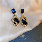 ( Silver needle blue)silver crystal earrings Korea retro blue gem earring wind diamond Earring woman