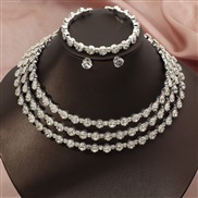 (SZ baik)occidental style brief atmospheric diamond Collar necklace earrings bangle three set