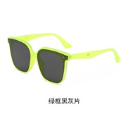 ( frame  Black grey  Lens )gm Sunglasses  style Korean style sunglassgm  fashon polarzed lght