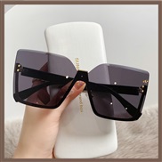 ( Black frame  Black grey  Lens )occidental style Metal sunglass fashion women Sunglasses anti-ultraviolet