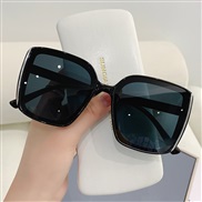 ( Black frame  Black grey  Lens ) square sunglass fashon sunglass lady ant-ultravolet retro Sunglasses