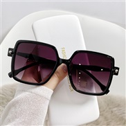 ( Black frame  tea  Lens ) occidental style square sunglass samll style lady personality anti-ultraviolet Sunglasses