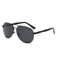 ( Black frame  Black grey  Lens  polarized light)man polarized light sunglass style Sunglasses polarized light anti-ult