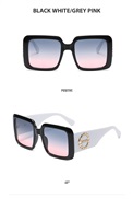 (black and white frame  gray  pink Lens )fashon sunglass man trend personalty ant-ultravolet sunglass occdental style S