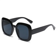 ( Black frame  Black grey  Lens )fashion sunglass occidental style trend Sunglasses womanns anti-ultraviolet