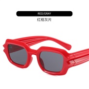 ( red  frame  gray  Lens )fashon sunglass man occdental style Sunglasses sport ant-ultravolet