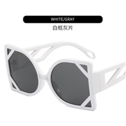 ( while frame gray  Lens ) sunglass womanns  occdental style hollow Outdoor fashon Sunglasses