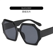 ( Black frame  gray  Lens )occidental style fashion polygon Sunglasses  sunglassns man style trend sunglass