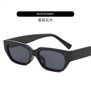 ( Black frame  gray  Lens ) samll retro tree sunglass  occidental style trend Sunglasses anti-ultraviolet