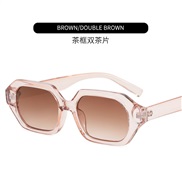 ( tea  frame  tea  Lens )occdental style polygon sun Sunglasses fashon Outdoor sunglassns occdental style Sunglasses