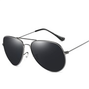 ( gray  frame / gray  Lens )polarzed lght sunglass  man lady Double Sunglasses Outdoor fashon Metal