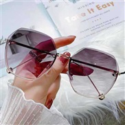 ( gold frame  gray  Lens +) side cut sunglass woman  fashion Korean style sunglass gradual change anti-ultraviolet Sung