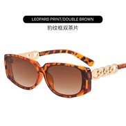 ( leopard print frame  tea  Lens ) sunglass  fashon retro samll man Sunglassesns