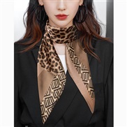 (70cm)( leopard print)temperament samll wind scarves Stripe brief Korean style black occupation samll neckerchief