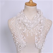 (  white)lace hollow pure color lady triangle  Korea color draughty apparel triangle scarf