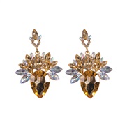 ( champagne) occidental style exaggerating color Rhinestone earrings  retro palace temperament drop diamond hollow arri