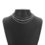 ( White K) fashion chain  claw chain Rhinestone wind geometry necklace personality Metal wind