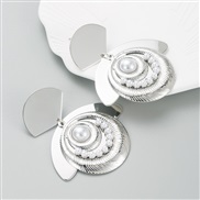 occidental style trend personality Alloy gilded earrings woman embed Pearl creative circle arring all-Purpose earr