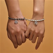 ( black)occidental style brief chain buckle Life tree lovers bracelet ins creative samll student