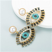 ( black) fashion Alloy diamond eyes Pearl earrings woman creative occidental style trend personality Earring