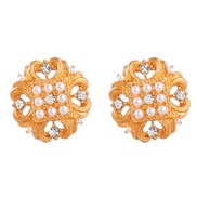 ( white)fashion retro temperament Round Alloy diamond embed Pearl flowers earrings woman occidental style ear stud