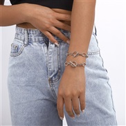 ( White K) samll briefO Word chain splice  Metal lovers geometry bracelet set