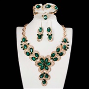 ( green)  occidental style exaggerating crystal flowers gem necklace four woman