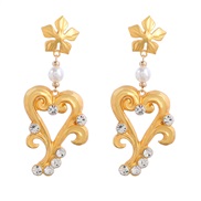 ( Gold)retro multilayer Alloy diamond embed Pearl flowers heart-shaped earring earrings woman occidental styleearrings