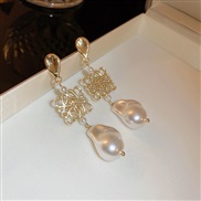 ( Silver needle  Gold)silver pattern Irregular Pearl earrings Korea retro temperament high ear stud Earring woman