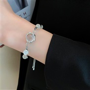 ( Silver Bracelet)personality embed Rhinestone four Opal bracelet woman occidental styleins temperament high woman