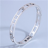 fashion concise elegant Pearl opening lady bangle