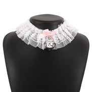 ( white) exaggerating chain  lace bow necklace Rivet lovely