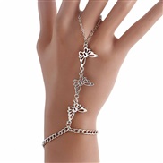 occidental style ins wind punk love imitate Pearl bracelet exaggerating personality Metal chain woman