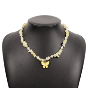 ( yellow)occidental style chain woman  samll wind retro color clavicle imitate Pearl butterfly beads necklace