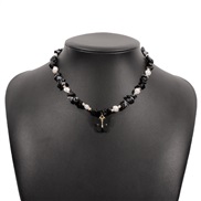 ( black)occidental style chain woman  samll wind retro color clavicle imitate Pearl butterfly beads necklace