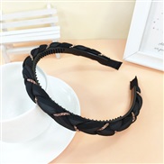 ( black)Koreains style twisted eadband  brief chain weave  woman eadband