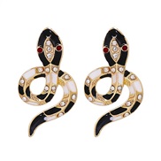 Street Snap woman earrings creative snake ear stud exaggerating personality brief woman occidental style