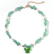 ( green) candy colors butterfly pendant short necklace  spring summer all-Purpose color natural beads clavicle chain new