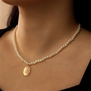 (NZbaise) occidental style Pearl necklace woman Alloy rose flowers pendant spring autumn woman clavicle chain