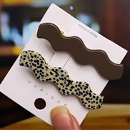 (  Two piece suit)Korean style woman color wave hair clip set brief leopard temperament all-Purpose
