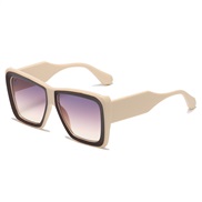 ( Cream colored  frame  three Lens )occdental style sunglass man trend fashon sunglassns ant-ultravolet Sunglass