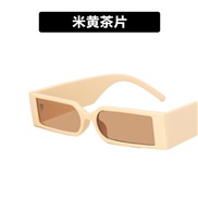 ( Cream colored  tea  Lens )retro samll square sunglass occdental style trend Sunglasses personalty