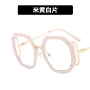 ( Cream colored  while  Lens )polygon Eyeglass frame Ant blue lght hollow occdental style Eyeglass framens personalty