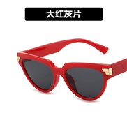 ( red  gray  Lens )th...